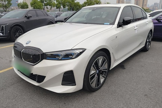 宝马i3 2024款 eDrive 40 L 曜夜运动套装