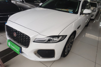 捷豹XFL 2022款 XFL 2.0T P200 两驱精英豪华版