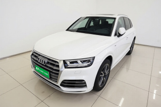 奥迪Q5L 2020款 改款 40 TFSI 荣享时尚型