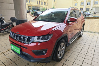 Jeep 指南者 2017款 200T 自动家享版