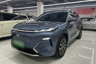 吉利银河 银河星舰7 EM-i 2025款 120km 领航版