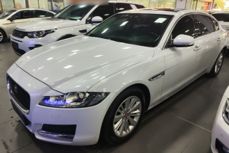 捷豹XFL 2017款 XFL 2.0T 240PS 尊享版