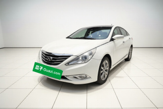 现代 索纳塔 2014款 2.0L 自动豪华版