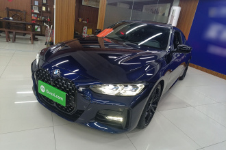 宝马4系 2022款 425i M运动曜夜套装