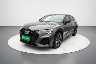 奥迪Q3 2023款 40 TFSI 时尚动感型