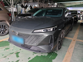 长安 逸达 2023款 蓝鲸NE 1.5T GDI DCT领航型