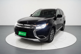 三菱 欧蓝德 2016款 2.0L 两驱风尚版 5座