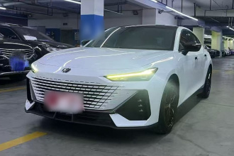 长安UNI-V 2022款 1.5T 卓越型