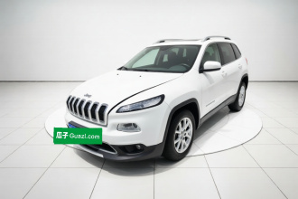 Jeep 自由光 2017款 2.0L 优越版