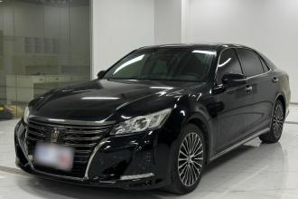 丰田 皇冠 2018款 2.0T 运动版