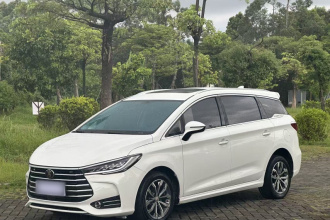 比亚迪 宋MAX 2019款 1.5T 自动智联睿逸天窗型 6座 国VI