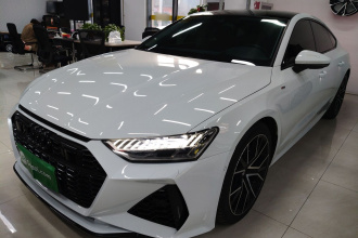 奥迪A7 2022款 45 TFSI 臻选型