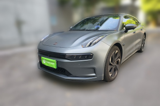 极氪001 2022款 超长续航双电机 ME版