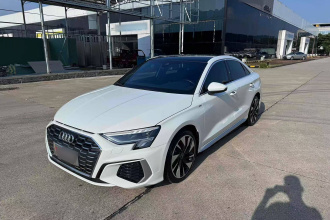 奥迪A3 2022款 A3L Limousine 35 TFSI 时尚运动型