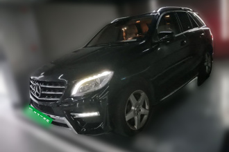 奔驰M级 2015款 ML 400 4MATIC豪华型