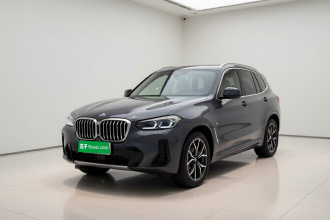 宝马X3 2022款 改款 xDrive25i M运动套装