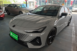 长安UNI-V 2022款 1.5T 尊贵型