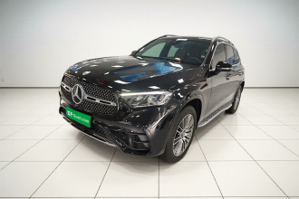 奔驰GLC 2023款 GLC 300 L 4MATIC 动感型 7座