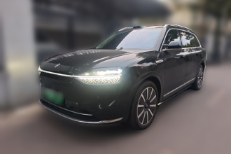 鸿蒙智行 问界M9 2024款 增程 Ultra版 42kWh 6座版