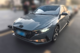 现代 伊兰特 2021款 1.5L CVT LUX尊贵版