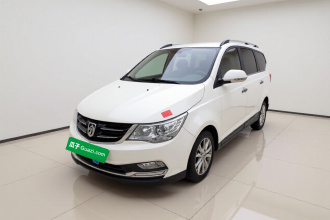 宝骏730 2016款 1.5L 手动舒适型 7座 国V