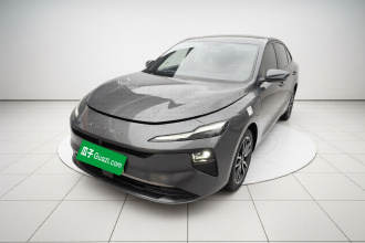 荣威D6 2025款 450km 尊享版