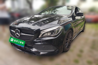 奔驰CLA 2019款 CLA 200 暗夜特别版