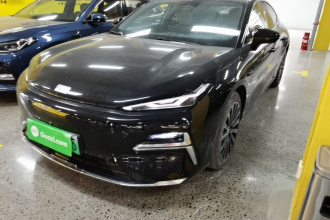 吉利银河 银河星耀8 2025款 130km EM-P 星舰版