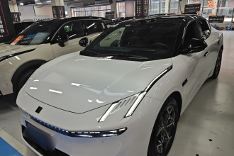 领克10 EM-P 2025款 120四驱Ultra