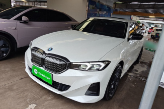 宝马i3 2025款 eDrive 40 L 曜夜套装