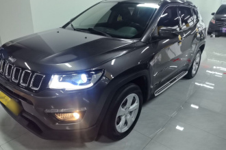 Jeep 指南者 2017款 200T 自动家享版