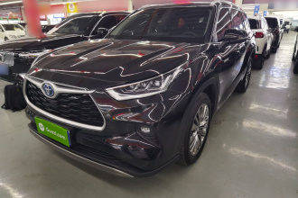 丰田 汉兰达 2023款 2.5L智能电混双擎四驱尊贵版 7座