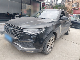 众泰T700 2017款 1.8T 双离合尊享型