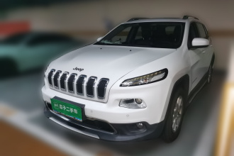 Jeep 自由光 2016款 2.4L 专业智能版