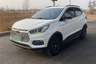 比亚迪 元新能源 2018款 EV360 智联炫酷型