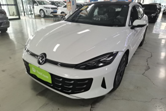 大众 2026款 凌渡L 300TSI 凌动版