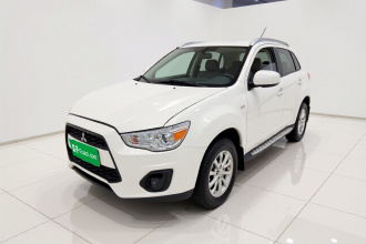 三菱 劲炫ASX 2013款 2.0L CVT两驱精英版