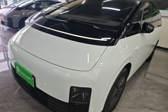 理想汽车 理想MEGA 2025款 Home 家庭特别版