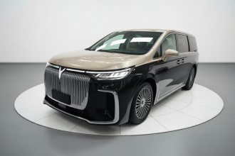 岚图汽车 岚图梦想家 2025款 PHEV 四驱旗舰鲲鹏版