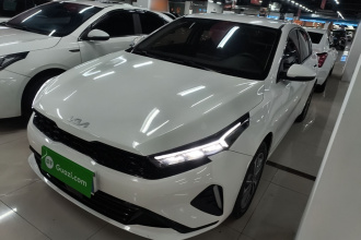 起亚K3 2023款 1.5L CVT舒适版