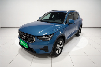 沃尔沃XC40 2023款 B3 智远豪华版