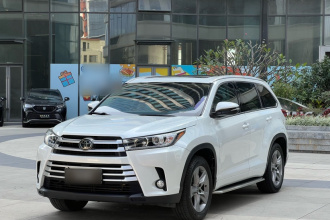 丰田 汉兰达 2021款 2.0T 两驱豪华版 7座