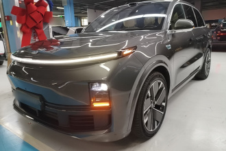 理想汽车 理想L8 2025款 Ultra 智能焕新版
