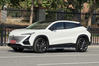 长安UNI-T 2020款 1.5T 尊贵型