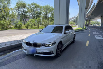 宝马5系 2020款 525Li 豪华套装