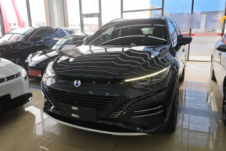 腾势N8 2023款 四驱超混旗舰六座版