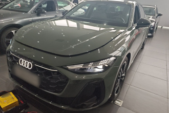 奥迪A5L 2026款 2.0T 运动版 Plus