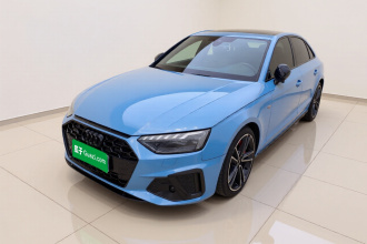 奥迪A4L 2024款 45 TFSI quattro 臻选动感型