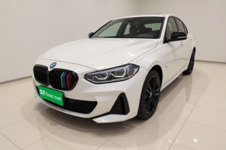 宝马1系 2021款 改款 125i M运动曜夜版