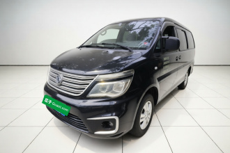 东风风行 菱智 2019款 M5L 1.6L 7座标准型 国VI